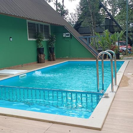 Udumbanshola Hazy Hills Pool Villa מראה חיצוני תמונה